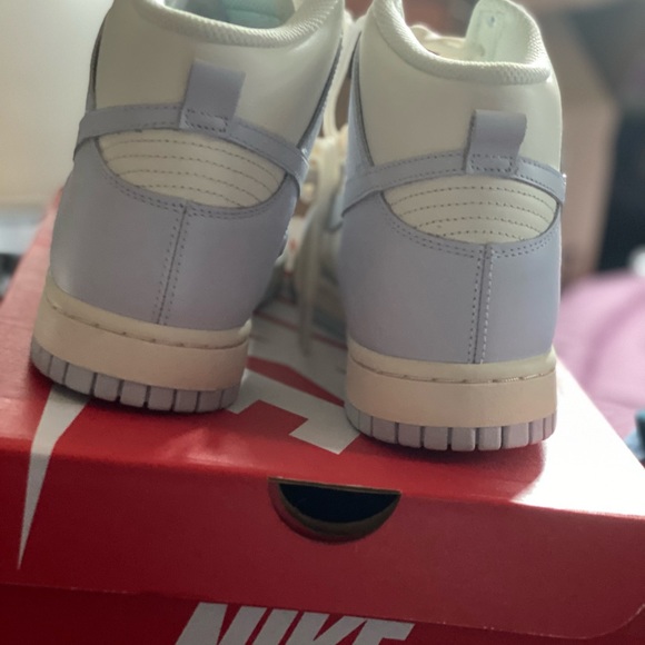 Dunks - Picture 2 of 7